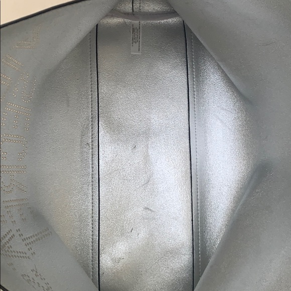 Victoria’s Secret tote white large leather bag. - Picture 6 of 8